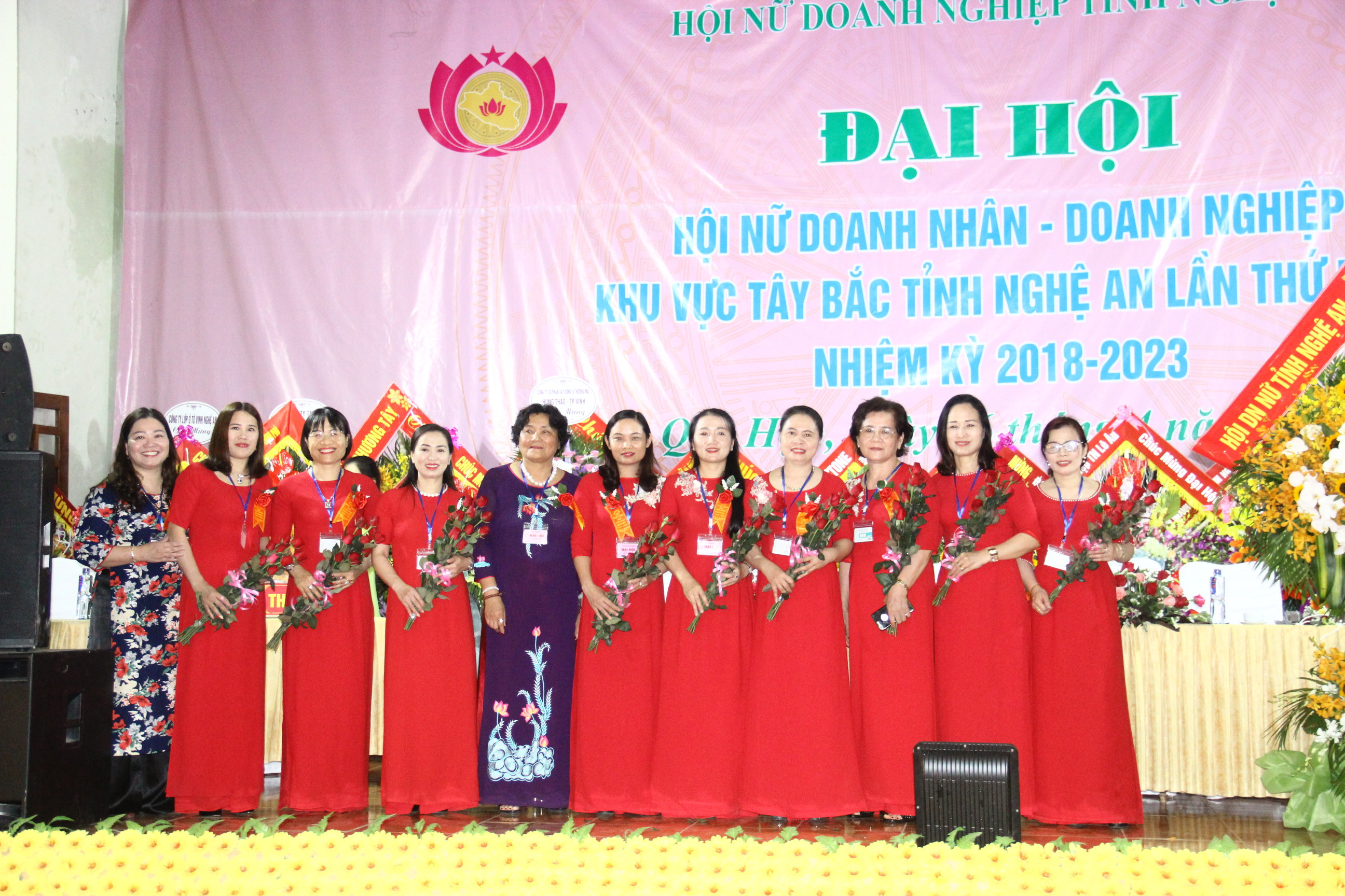 Ra mắt BCH Chi hội nữ doanh nhân - doanh nghiệp khu vực Tây Bắc. Ảnh: Hoàng Vĩnh
