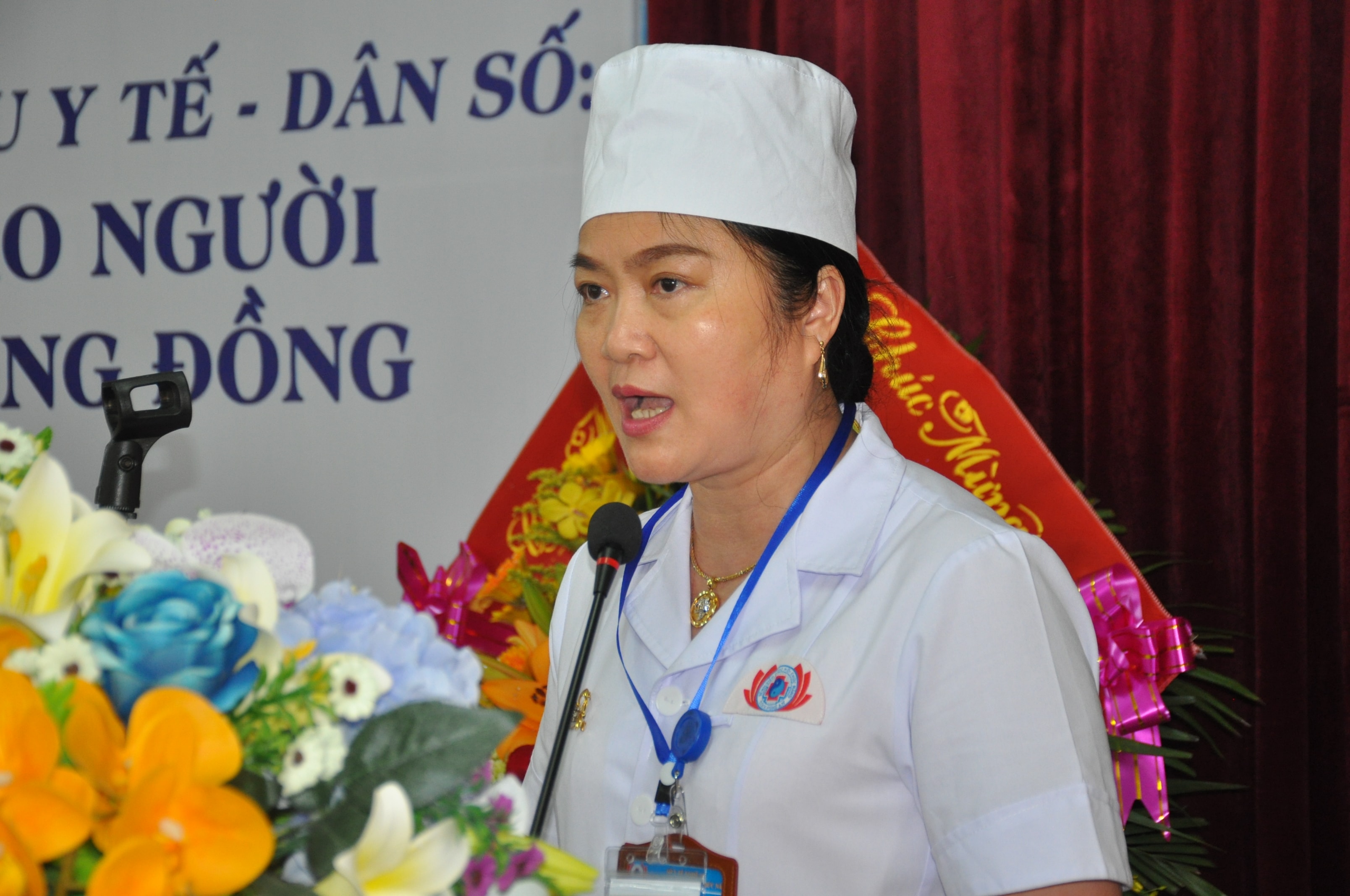 Bác sỹ Thái Thị Xuân - Giám đốc Bệnh viện PHCN Nghệ An khai mạc hội thảo. Ảnh: Thanh Thủy