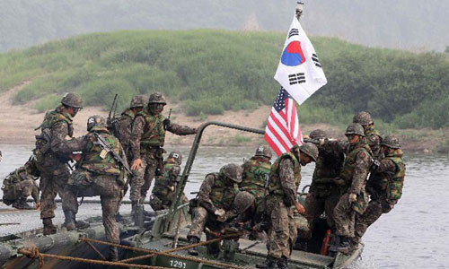 Lính Mỹ và Hàn Quốc trong một cuộc diễn tập chung. Ảnh: Yonhap.