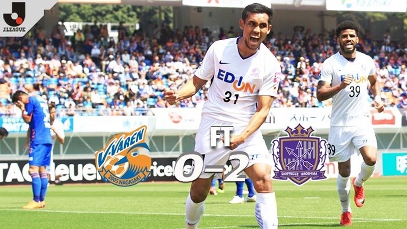 Dangda trong trận chiều 28-4 ghi một bàn giúp Sanfrecce giữ vững ngôi đầu.