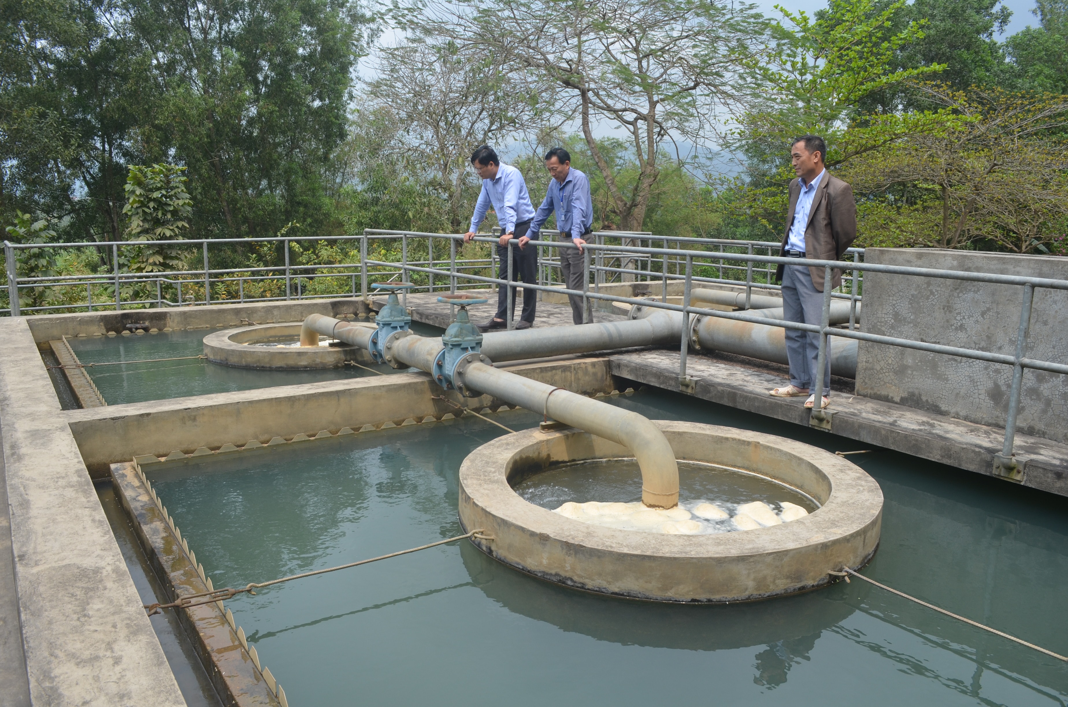 Khu vực xử lý nước thô ở Trạm cấp nước Quỳ Hợp. Ảnh: Hà Giang