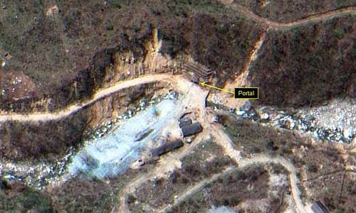 Một cổng đường hầm tại bãi thử hạt nhân Punggye-ri hồi năm 2016. Ảnh: Digital Globe.