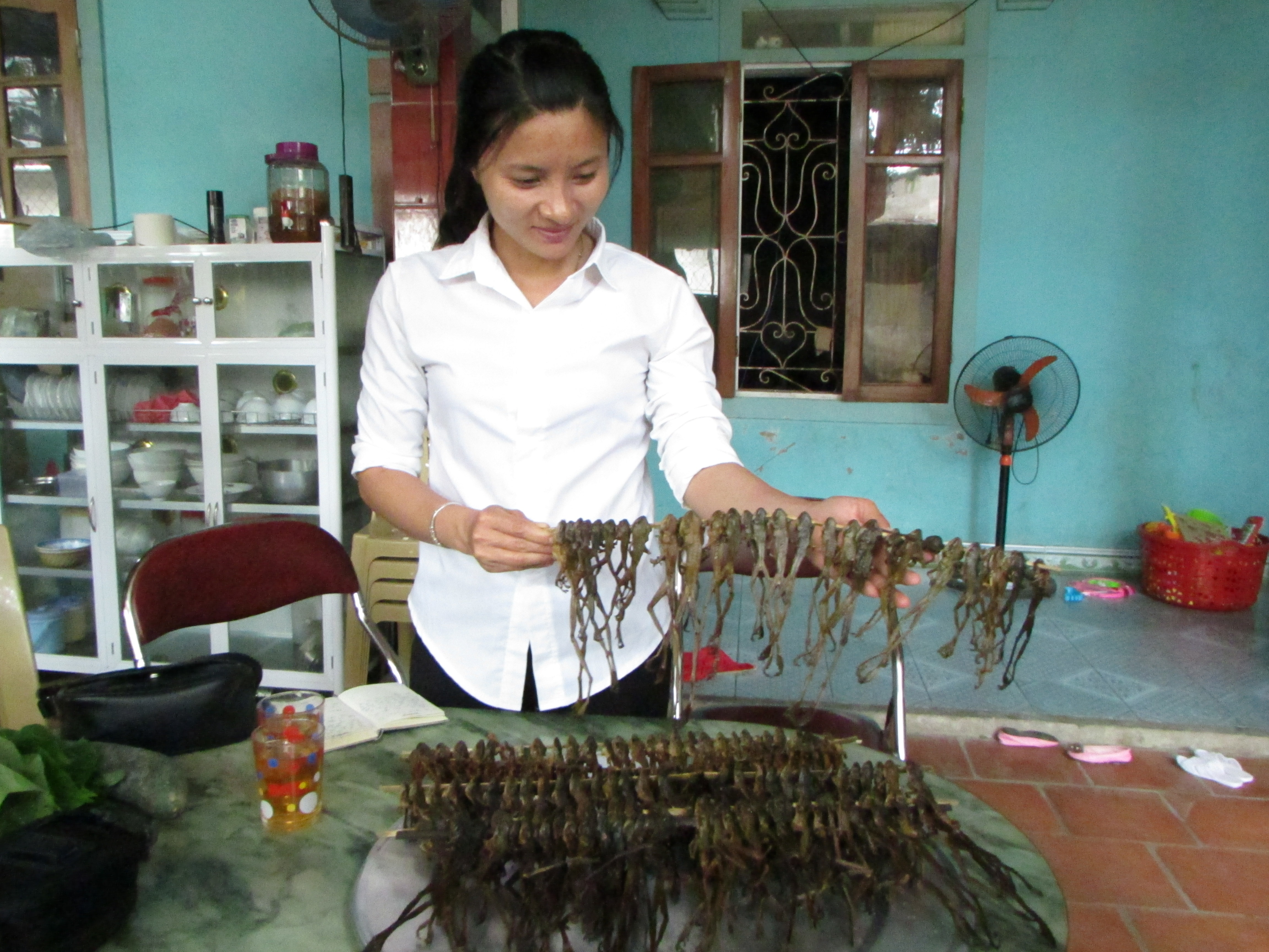 Chẫu chàng có thể chế biến thành nhiều món ăn như xào lăn, kho tiêu, chiên chua ngọt, xay nhuyễn cuốn lá lốt... Ảnh: Bảo Hân