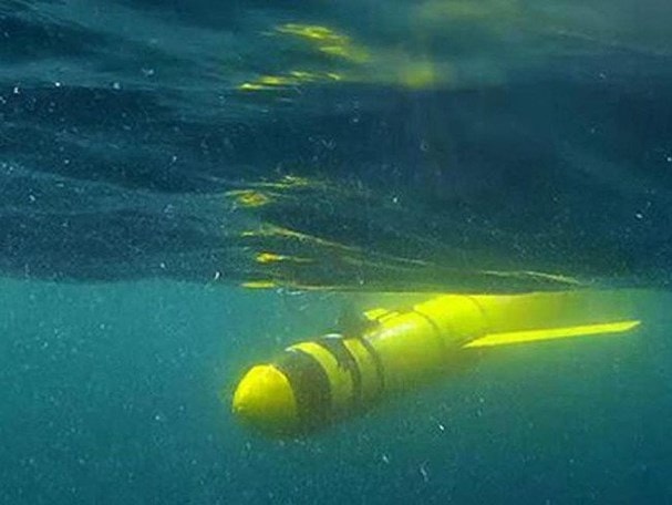 Một con robot thăm dò đang khám phá vùng nước chết tại Vịnh Oman thuộc UAE.