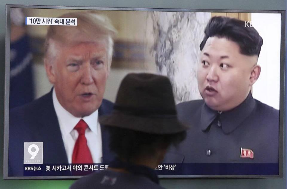 Tổng thống Mỹ Donald Trump và Chủ tịch Triều Tiên Kim Jong-un.