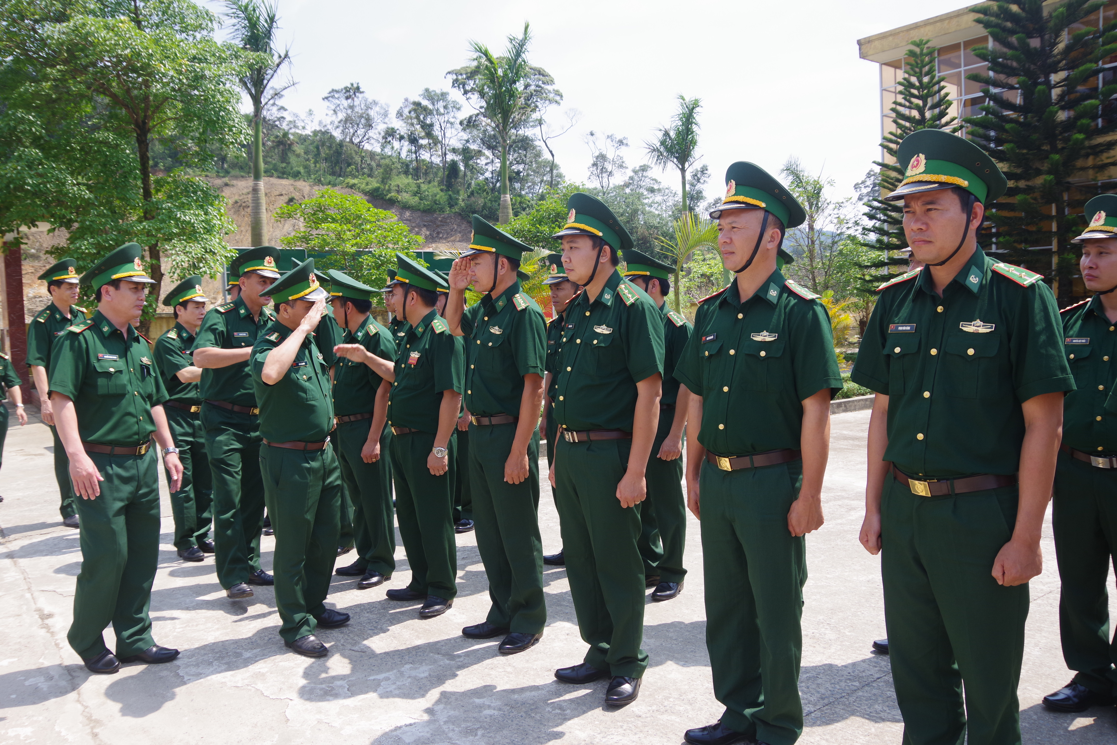 Đại tá Trần Hải Bình - Trưởng đoàn kiểm tra các đơn vị. Ảnh: Hải Thượng