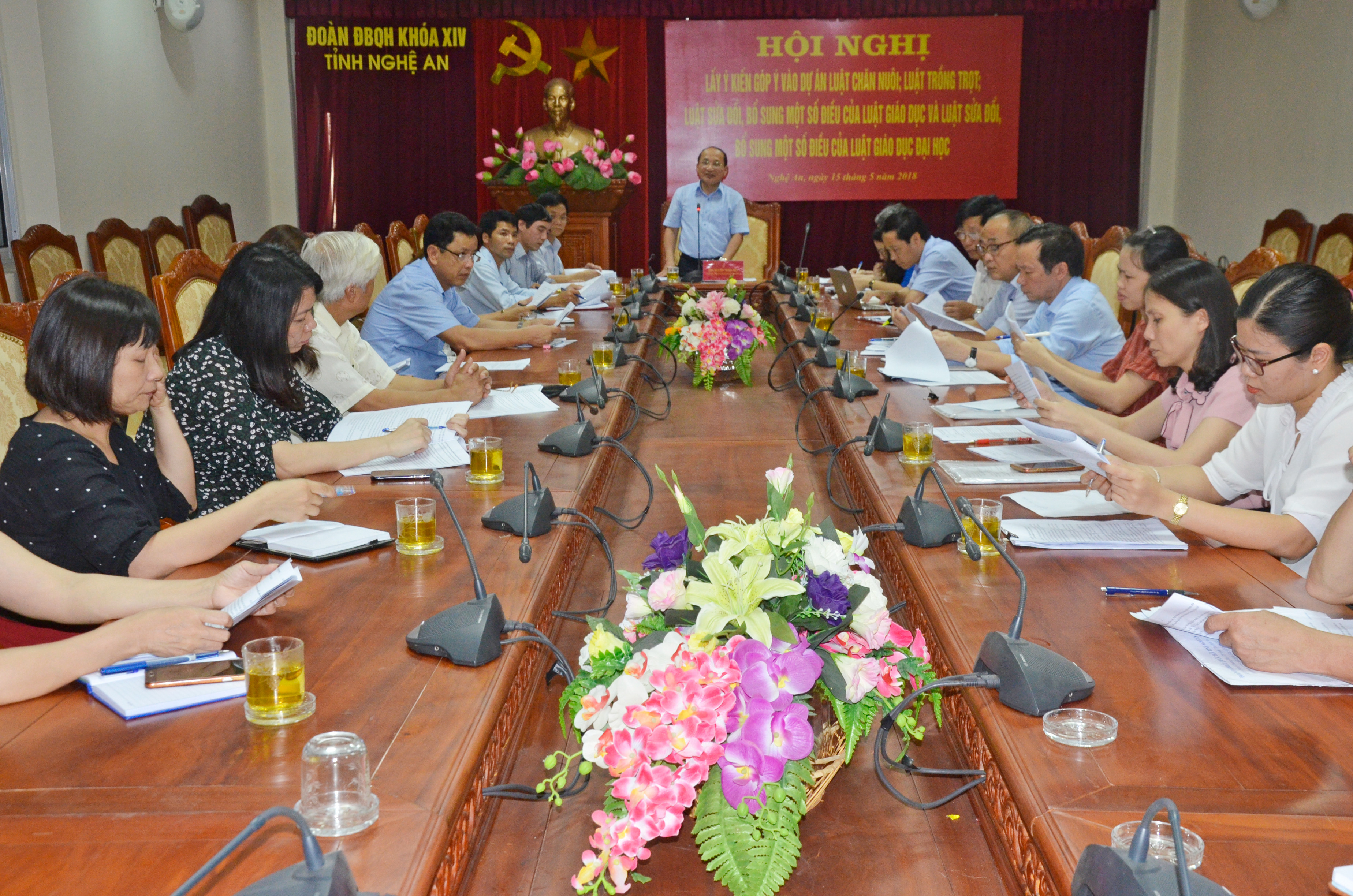 Hội nghị do đồng chí Nguyễn Thanh Hiền - Ủy viên Ban Chấp hành Đảng bộ tỉnh, Phó Trưởng Đoàn ĐBQH tỉnh chủ trì. Ảnh Thanh Lê