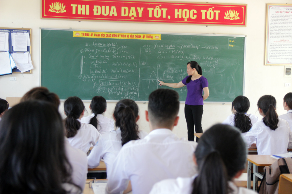 Trường THPT Lê Viết Thuật là một trong những trường có tỷ lệ đăng ký hồ sơ cao nhất tỉnh. Ảnh: Mỹ Hà