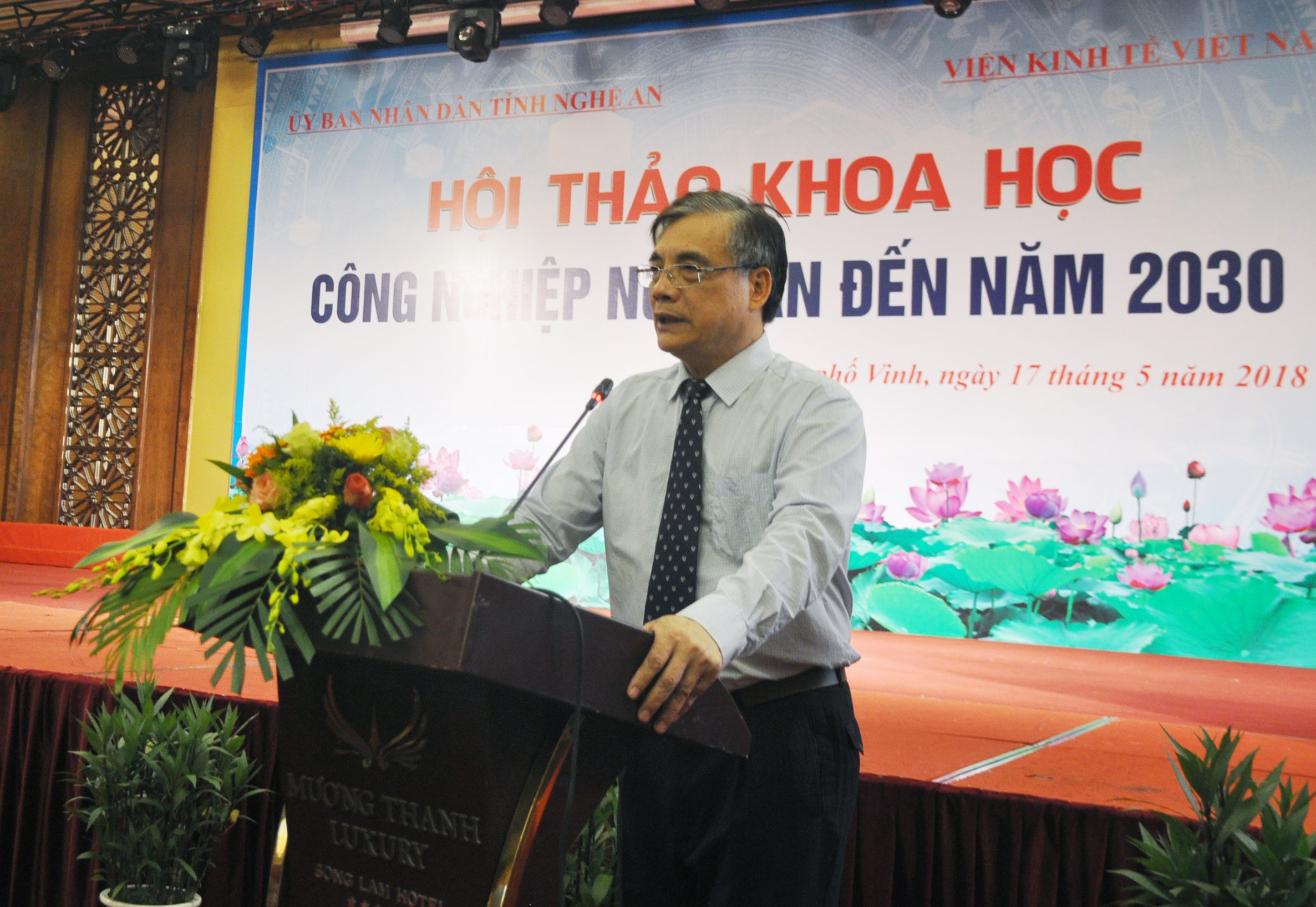 PGS.TS Trần Đình Thiên – Viện trưởng Viện Kinh tế Việt Nam phát biểu. Ảnh: Thu Huyền