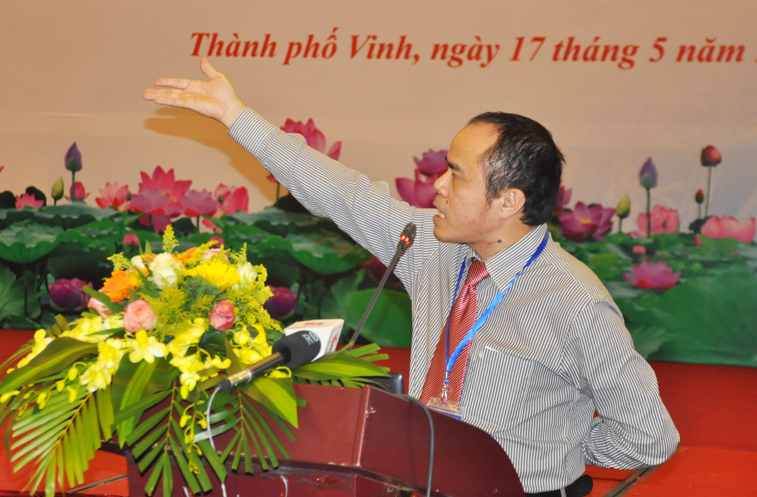 TS Lê xuân Sang – Viện phó Viện Kinh tế Việt Nam đặt vấn đề: Nghệ An nên hỗ trợ phát triển doanh nghiệp công nghiệp hỗ trợ trên địa bàn như thế nào?