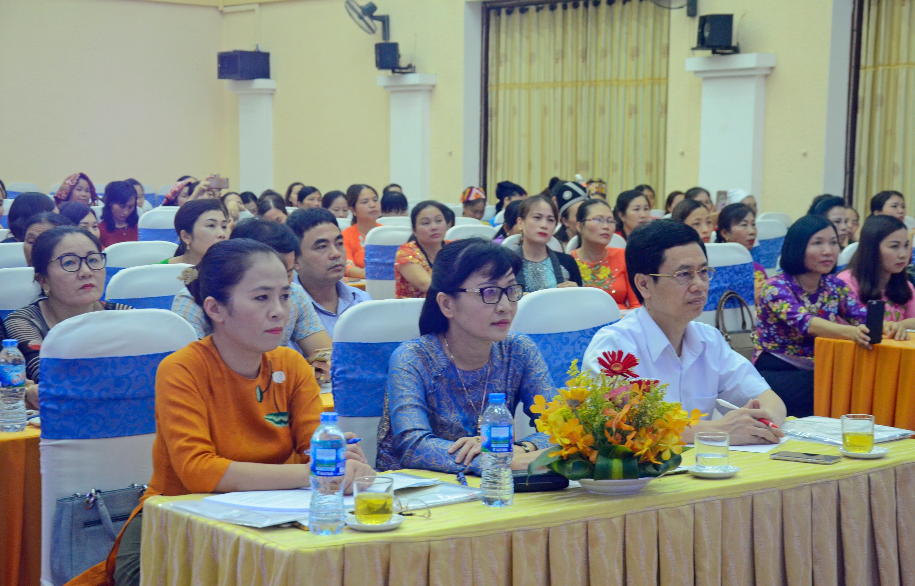 Các đại biểu tham dự hội nghị. Ảnh Thanh Lê