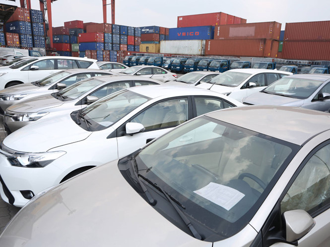 Lượng xe nhập tăng mạnh được dự báo sẽ có đợt giảm giá tranh thị phần ẢNH: NGỌC DƯƠNG