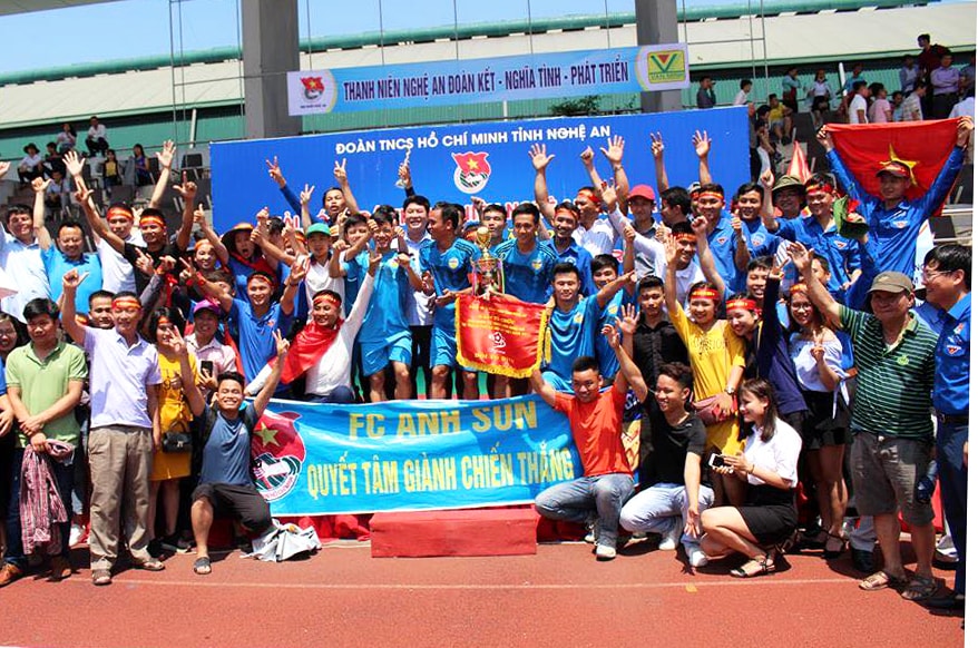 Niềm vui giành chức Vô địch của đội Fc Anh Sơn