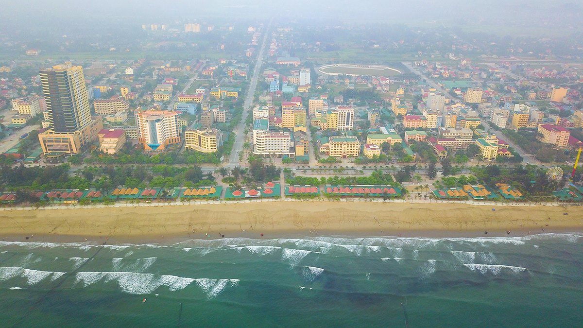Phường Thu Thủy (thị xã Cửa Lò) nhìn từ trên cao. Ảnh Trung Hà