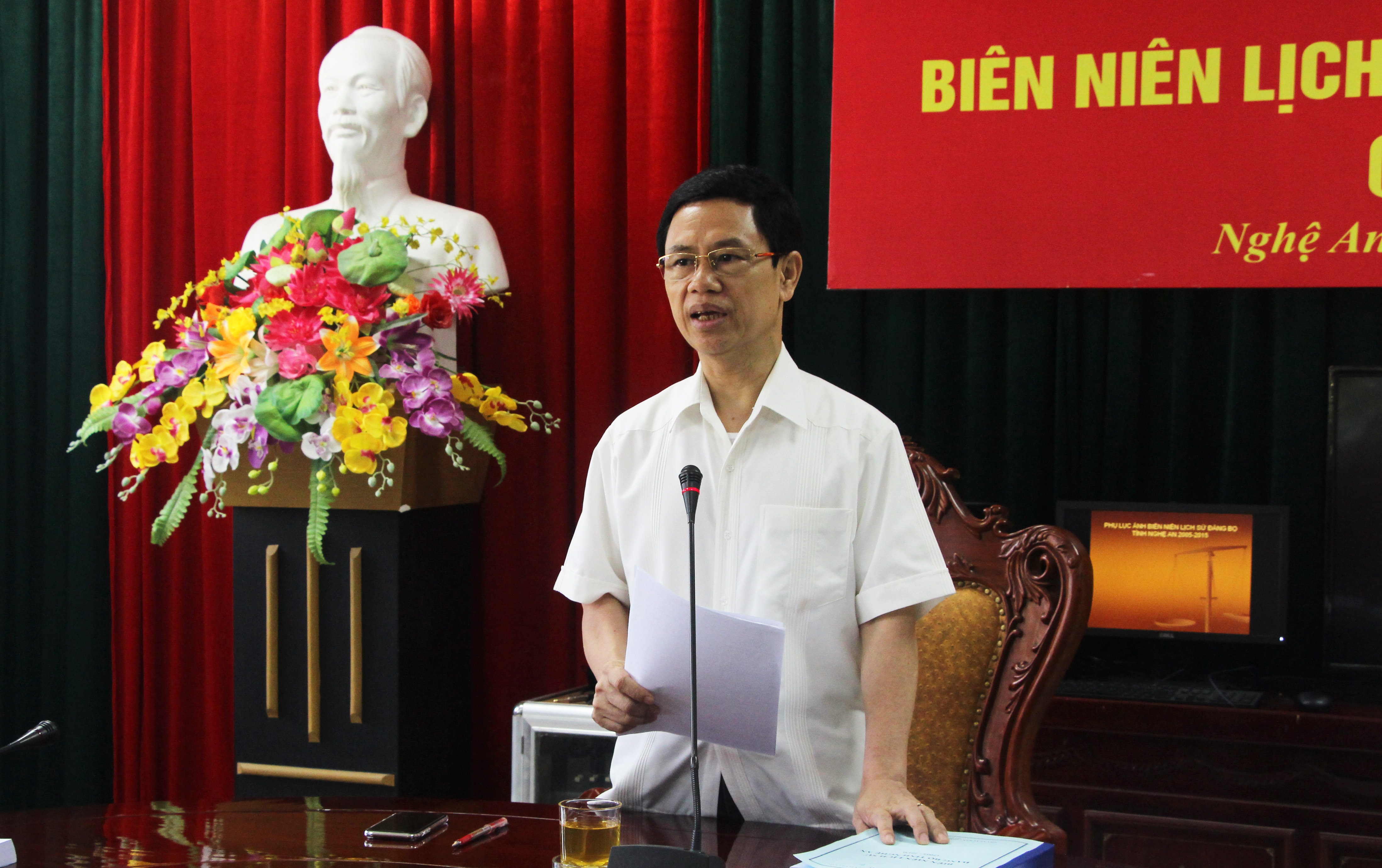 Đồng chí Nguyễn Xuân Sơn- Phó Bí thư Thường trực Tỉnh ủy, Chủ tịch HĐND tỉnh lưu ý