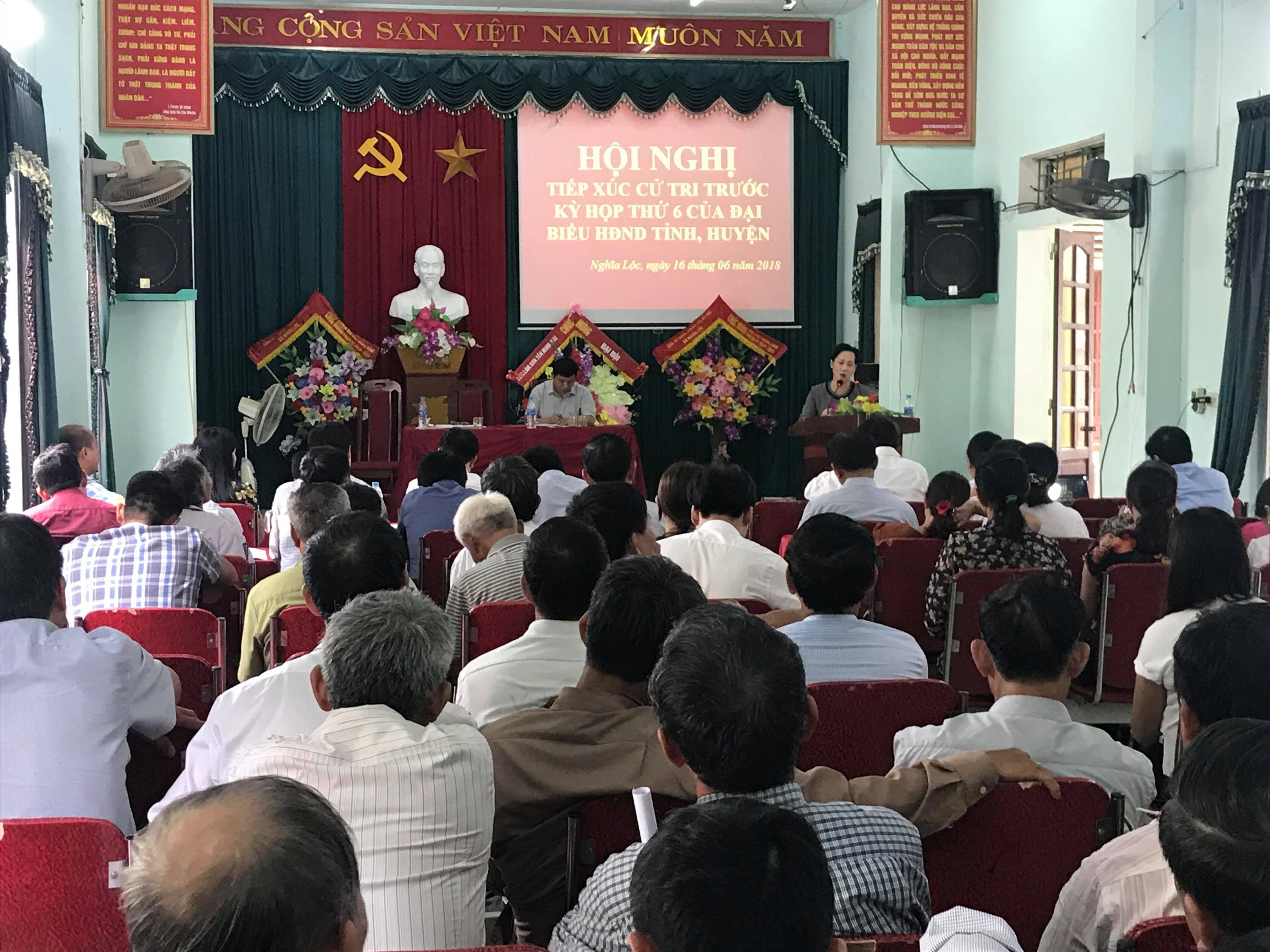 Quang cảnh buổi tiếp xúc. Ảnh: Minh Thái