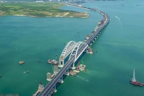 Cầu Kerch được xây dựng và khánh thành đã giúp Nga gia tăng lợi ích và lọi thế ở cả biển Azov và Bển Đen