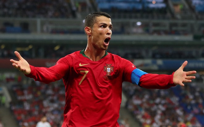 Ronaldo lap hat-trick, Bo Dao Nha hoa Tay Ban Nha-hinh-anh-1