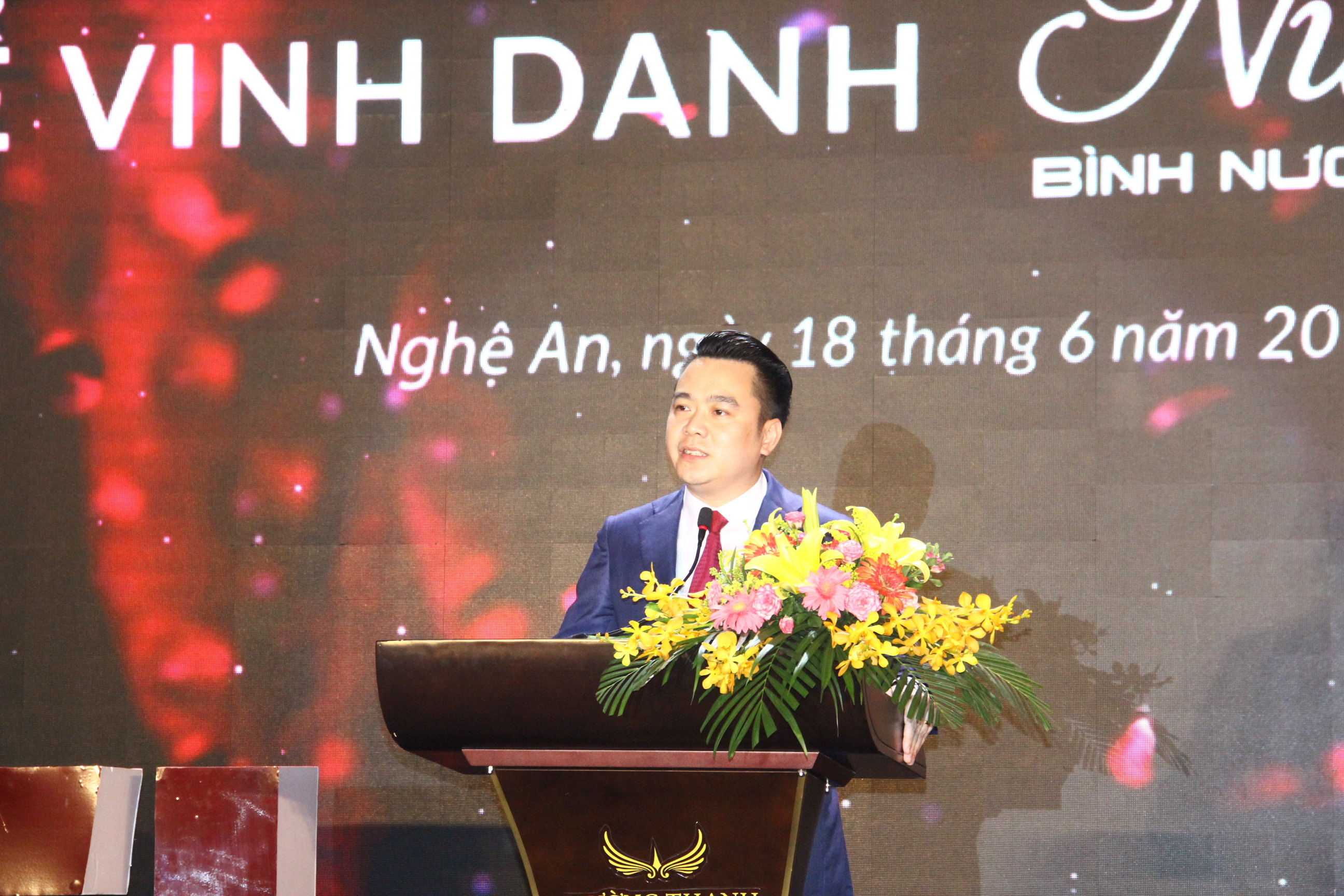  Ông Tổng giám đốc Tập đoàn Tân Á Đại Thành phát biểu tại sự kiện. Ảnh Hoàng Vĩnh.