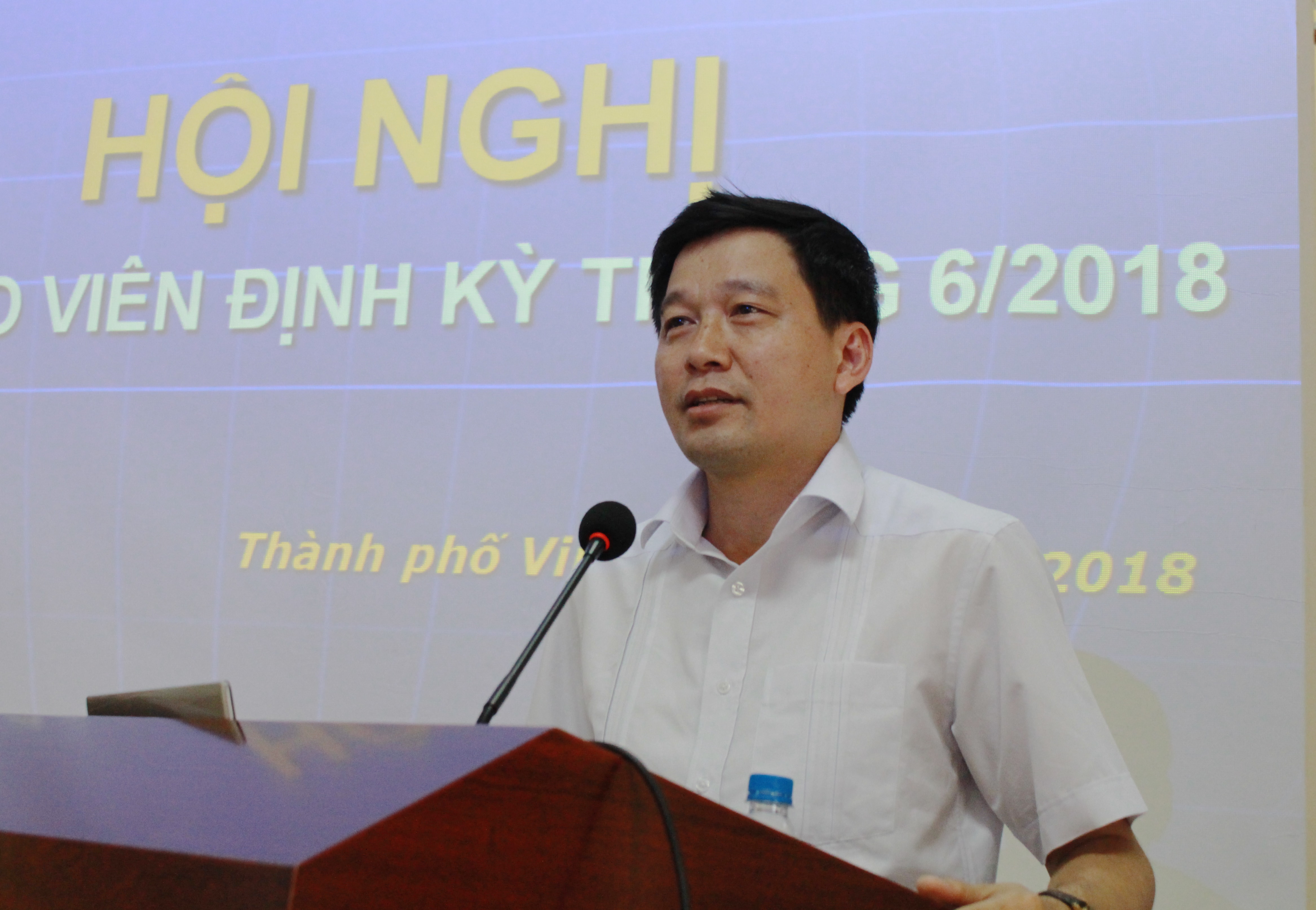 Đồng chí Kha Văn Tám định hướng tuyên truyền trong thời gian tới. Ảnh: Phương Thúy