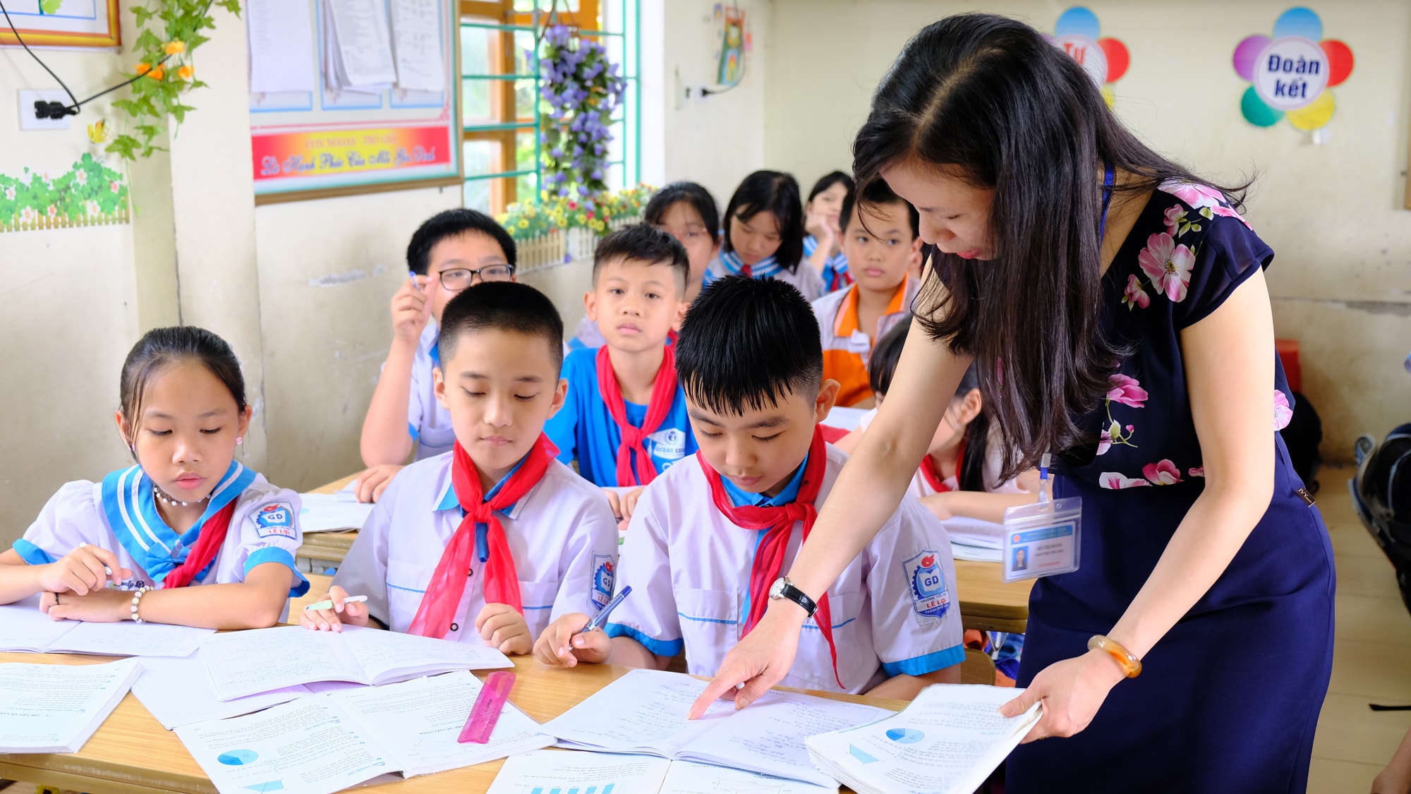 Giờ học của học sinh lớp 5 - Trường Tiểu học Lê Lợi. Ảnh: Mỹ Hà