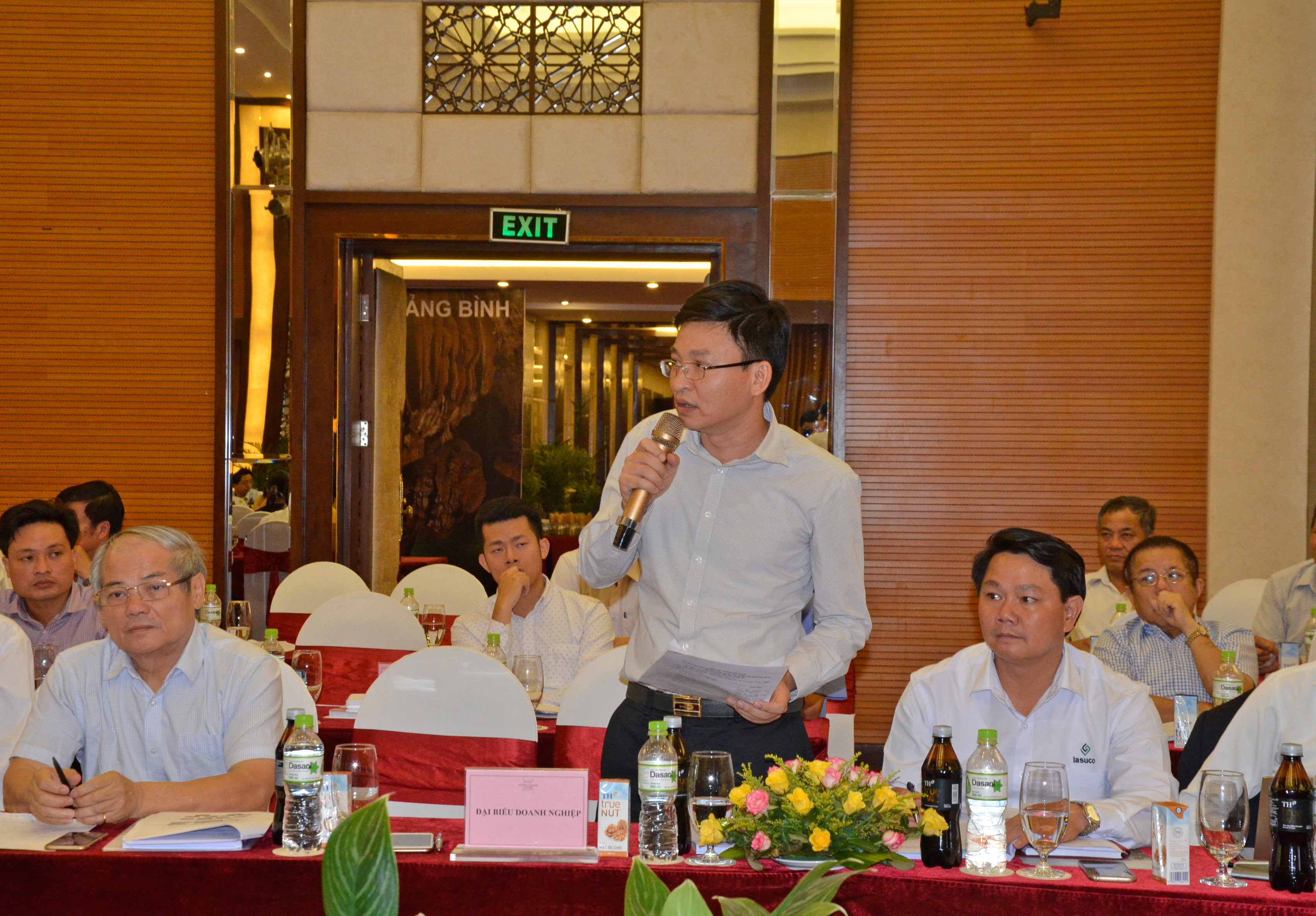 Đại diện doanh nghiệp chia sẻ kinh nghiệm ứng dụng KH&CN trong phát triển nông nghiệp. Ảnh Thanh Lê