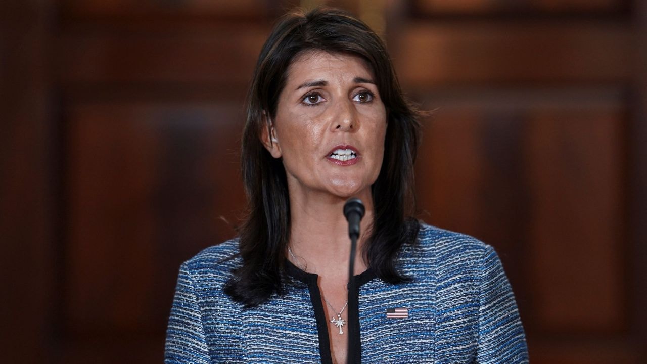 ngày 19/6, Đại sứ Mỹ tại LHQ, bà Nikki Haley, đã thông báo quyết định nước này rút khỏi Hội đồng Nhân quyền LHQ, đồng thời cho rằng Hội đồng Nhân quyền LHQ có quan điểm thành kiến chống lại Israel. Ảnh: AP 