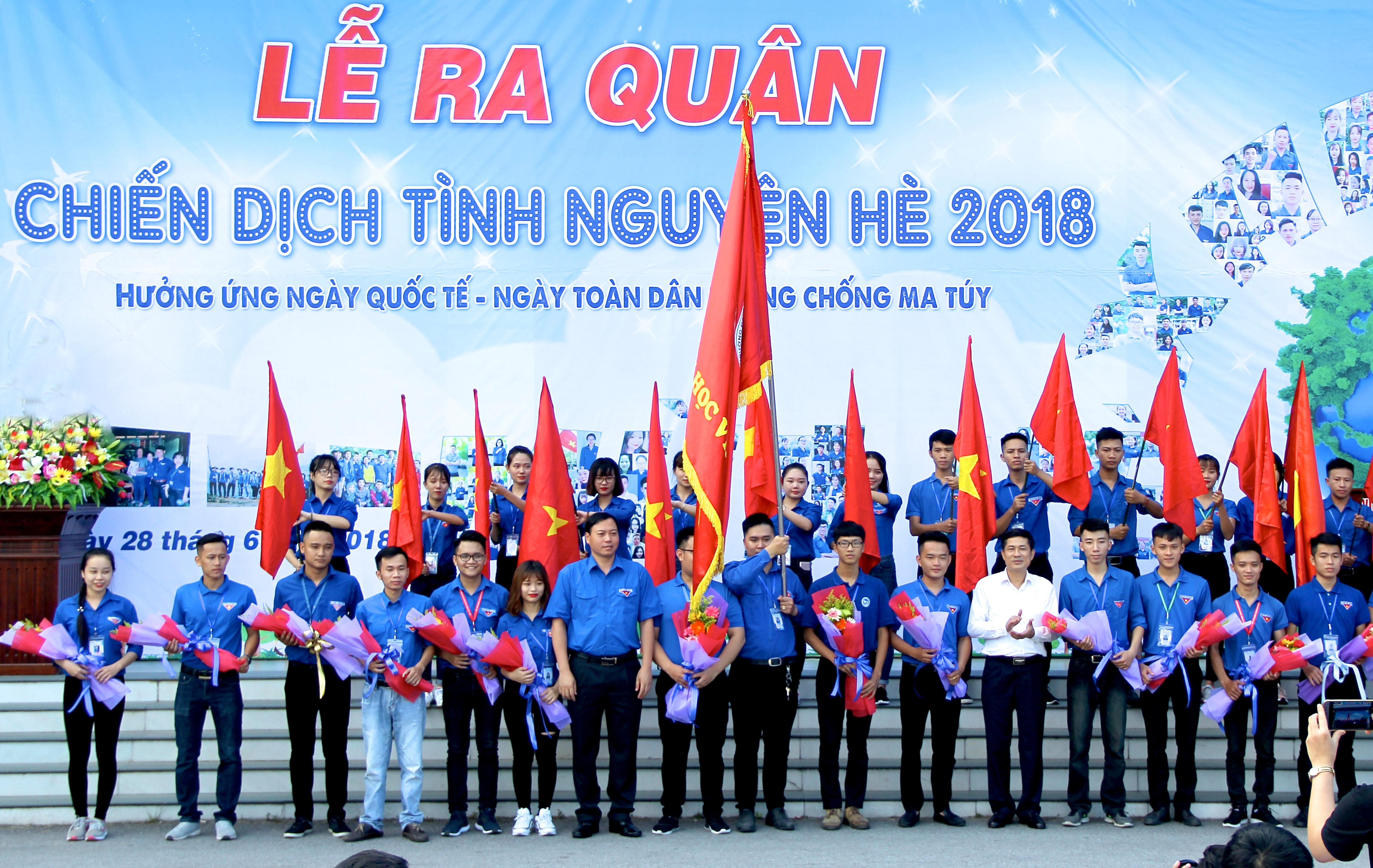 Lễ ra quân. Ảnh: Mỹ Nga