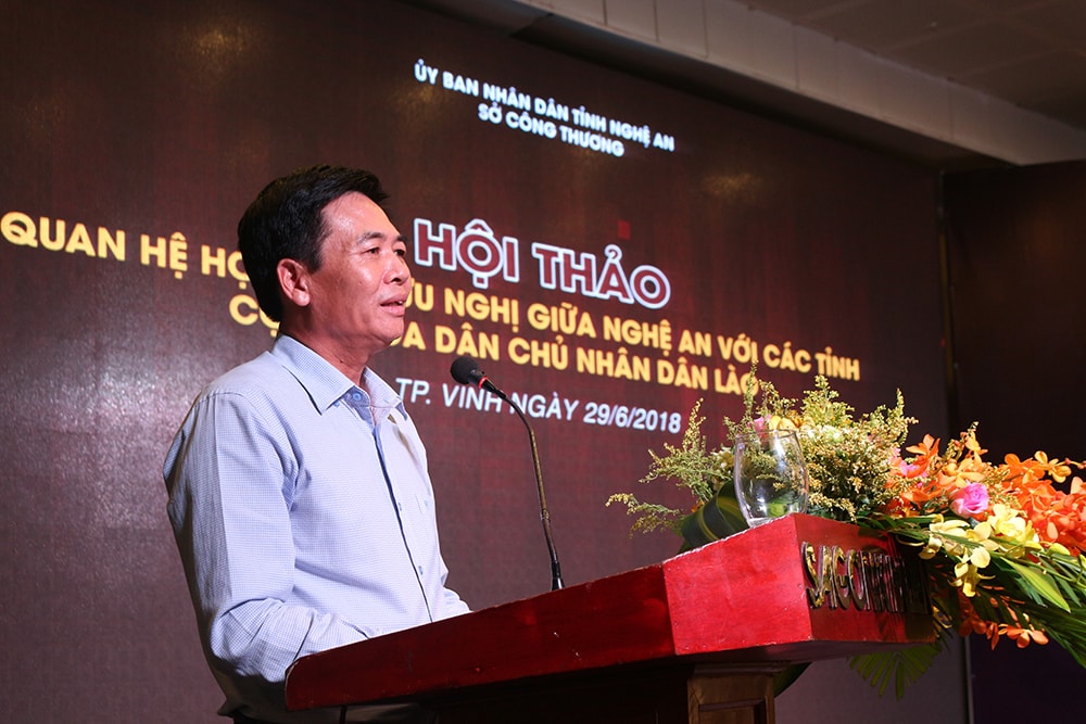 Ông Nguyễn Đình Bá,Ông Nguyễn Đình Bá – Đại sứ Đặc mệnh Toàn quyền nước Việt Nam tại Lào chỉ ra một số quy định, chính sách gây khó khăn, vướng mắc hiện nay. Ảnh: Phú Hương