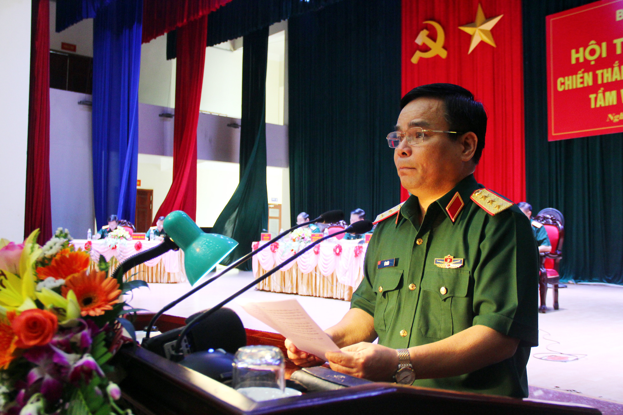 Thứ trưởng Bộ Quốc phòng, Thượng tướng Lê Chiêm phát biểu khai mạc hội thảo. Ảnh: Tiến Hùng