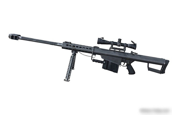 Khẩu Barrett M82 bán tự động chuyên về phá hủy các thiết bị của đối phương như máy bay đang đậu, xe tải, các đơn vị radar...