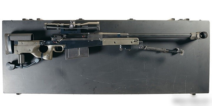 AW50 là súng bắn tỉa trang bị cho đặc nhiệm và các đơn vị thực thi pháp luật tinh nhuệ. Hệ thống thủy lực ở báng giúp súng giảm giật.