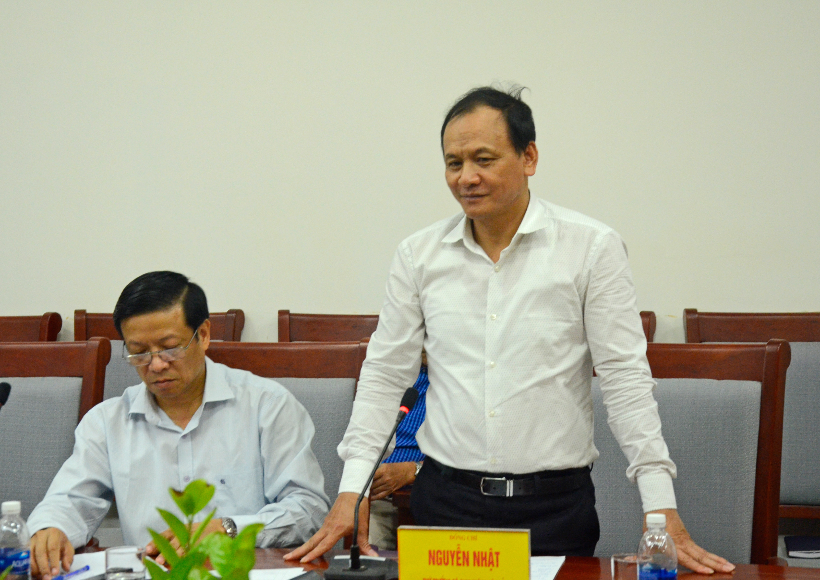Thứ trưởng Bộ GTVT Nguyễn Nhật phát biểu tại buổi làm việc. Ảnh Thanh Lê