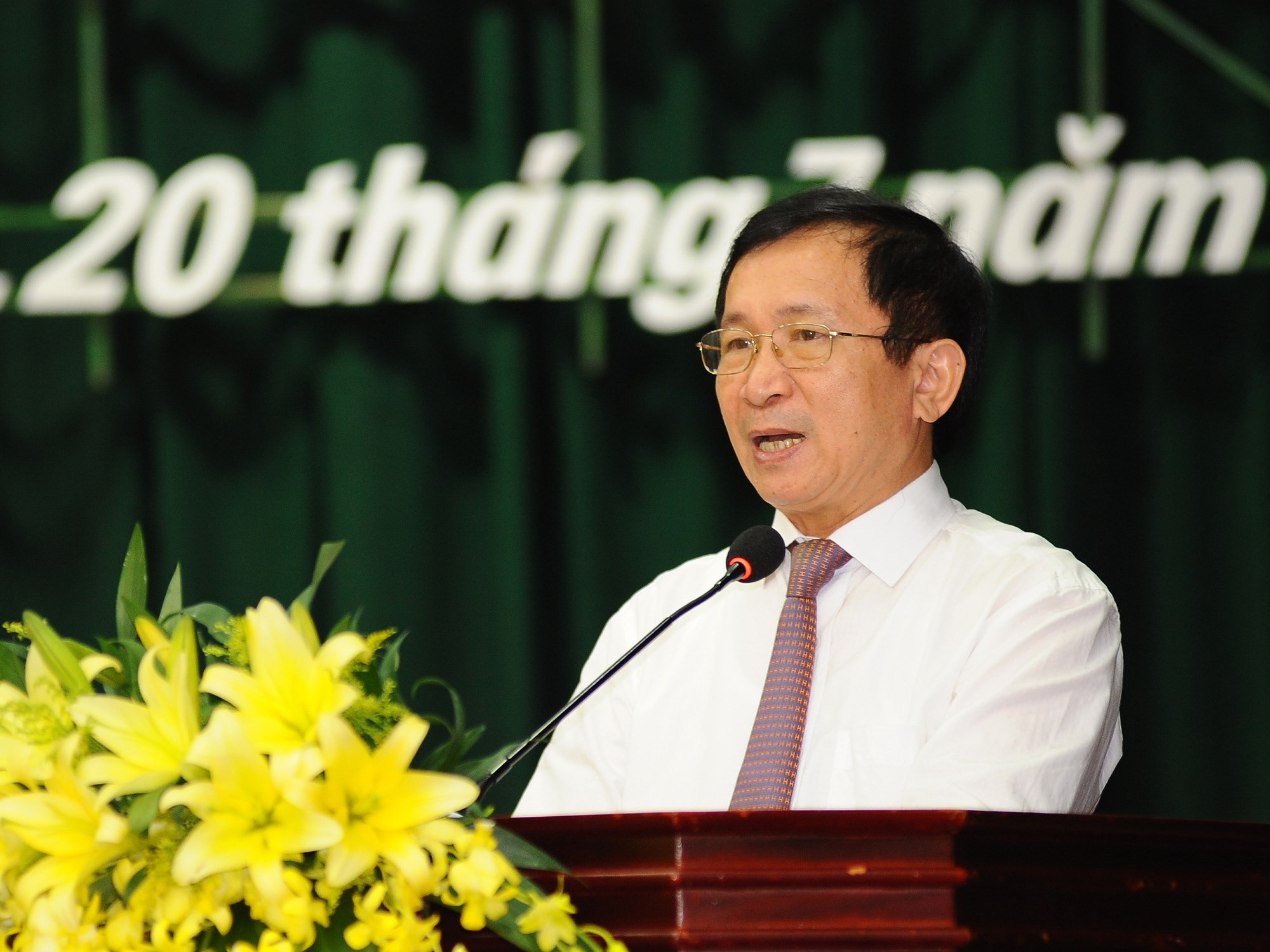Phó Chủ tịch UBND tỉnh Đinh Viết Hồng