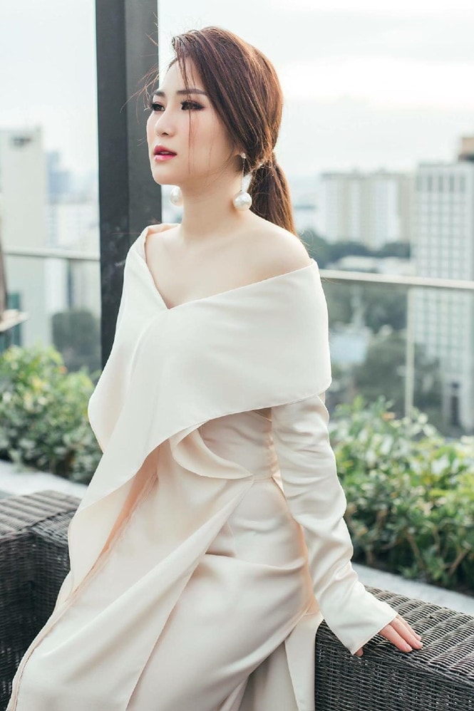 Hương Tràm: Đừng đổ lỗi cho tuổi trẻ khi sai - ảnh 9