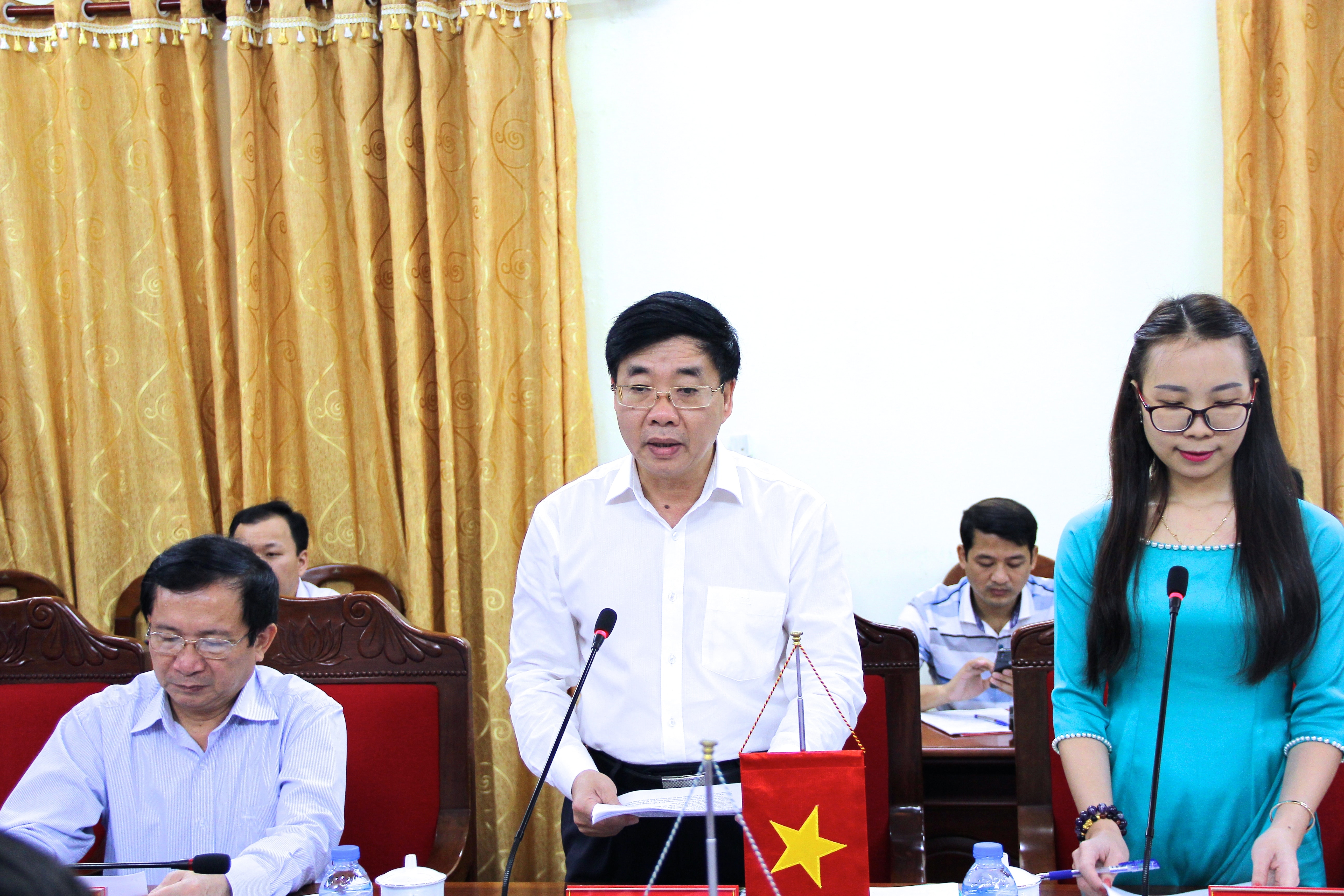 Phó Bí thư Tỉnh ủy Nguyễn Văn Thông phát biểu tại buổi làm việc. Ảnh: Mỹ Nga 