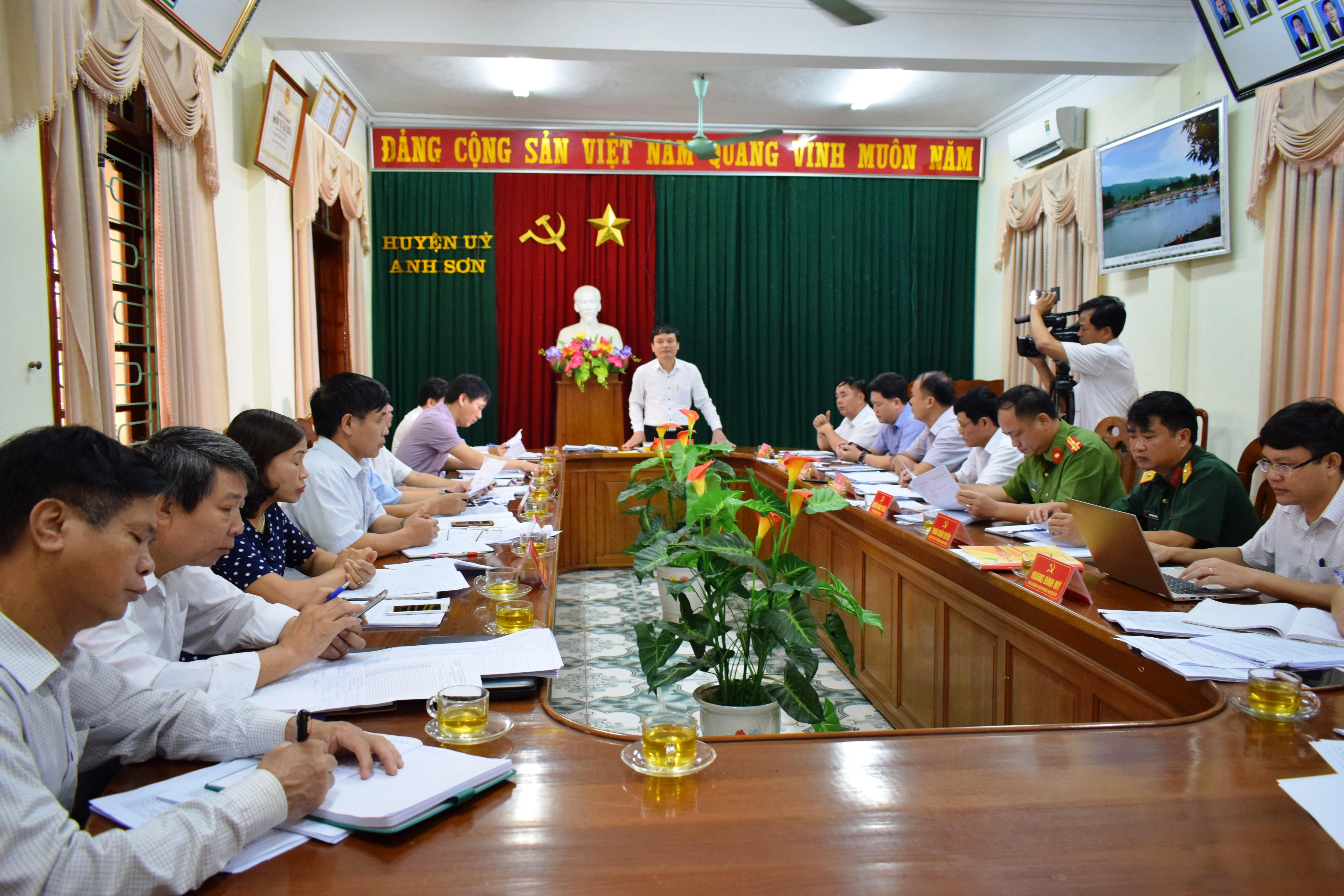 Toàn cảnh hội nghị. Ảnh: Hoài Chung