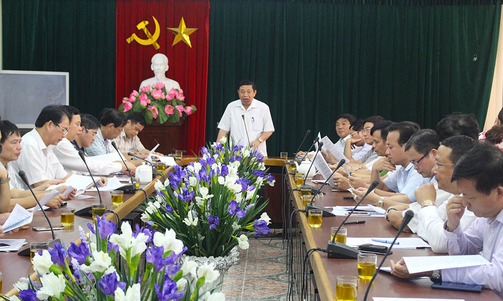 Toàn cảnh buổi làm việc sáng nay. Ảnh: Phú Hương