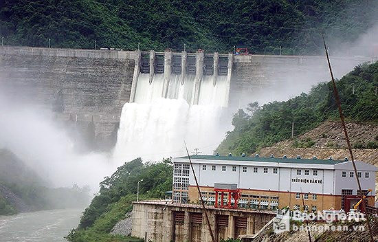 Trước dự báo mưa lớn trên diện rộng, Thủy điện Bản Vẽ - thủy điện lớn nhất tỉnh Nghệ An cũng như Bắc Miền Trung sẽ xả lũ vào 9h sáng nay  (30/7). Ảnh tư liệu: CTV