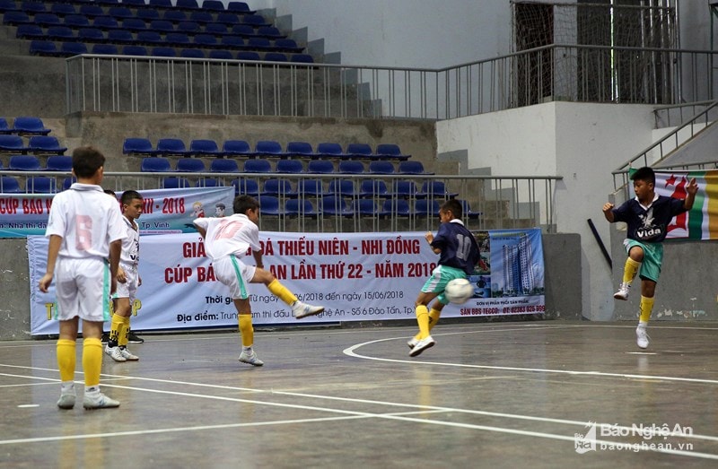 HattrickVua pha luoi Cup Bao Nghe An lap, dua U11 SLNA vao chung ket ND toan quoc-hinh-anh-1