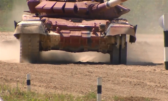Được biết, đây không phải là lần đàu tiên tăng T-72B3 dính tai tiếng khi thi đấu. Tại Tank Biathlon 2015, chiếc T-72B3 của đội Kuwait có màn ra mắt không như mong muốn.