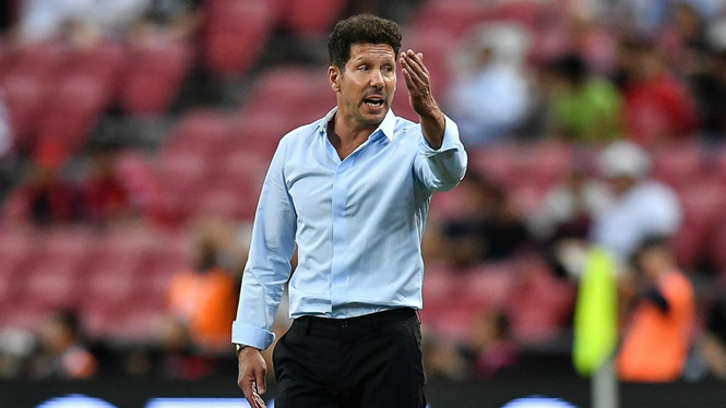 HLV Diego Simeone đang quyết tâm làm mới hàng công. Ảnh: CNN