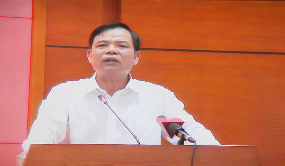 Bộ trưởng Bộ NN&PTNT Nguyễn Xuân Cường nêu rõ, những  tồn tại trong khai thác hải sản của Việt Nam chưa được giải quyết triệt để.  Ảnh: Phú Hương