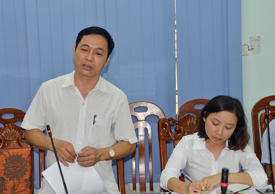 Đồng chí Lê Đình Lý - Phó Giám đốc Sở Nội vụ phát biểu tại cuộc làm việc. Ảnh Lê Thanh