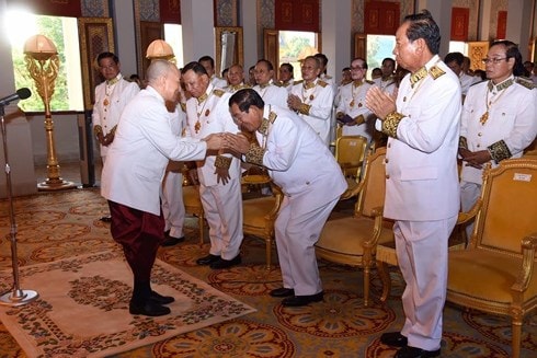 ong samdech hun sen chinh thuc duoc bo nhiem lam thu tuong campuchia hinh 1