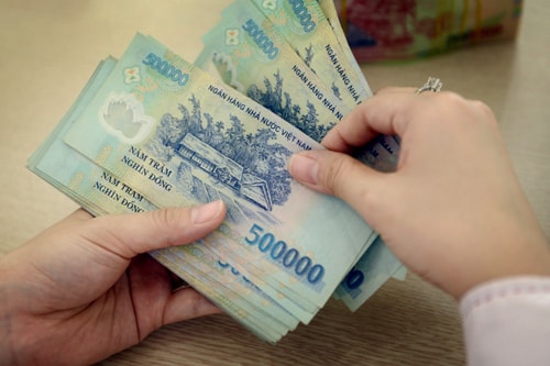 Mức lương tối thiểu được điều chỉnh hàng năm để đảm bảo mức sống của người lao động.