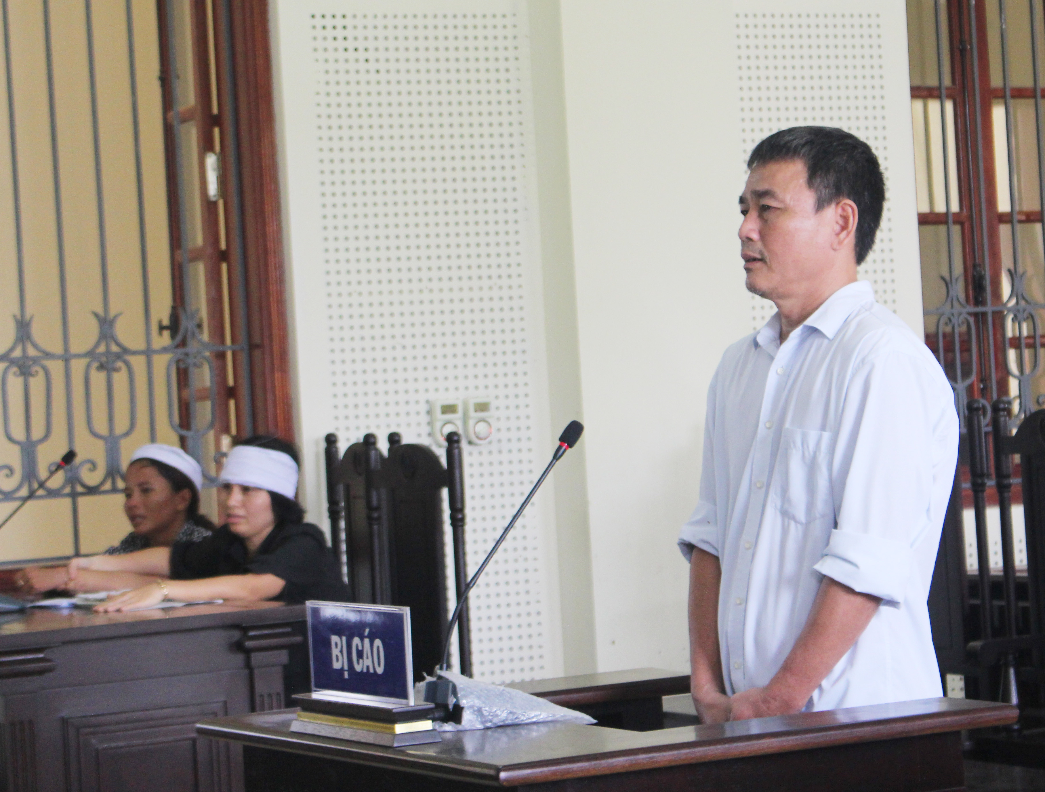 Bị cáo Nguyễn Bá Định tại tòa. Ảnh: Phương Thảo
