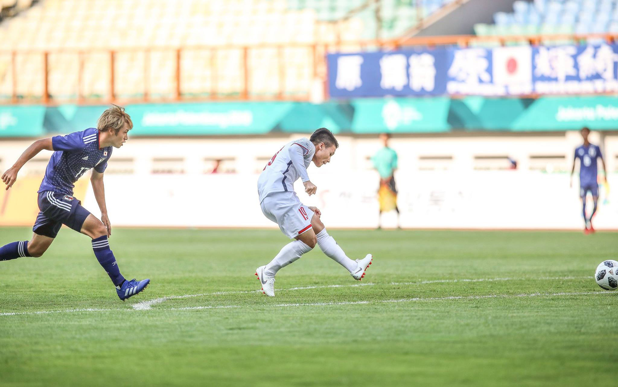 U23 Việt Nam giành ngôi nhất bảng với 3 trận toàn thắng. Ảnh: Nguyễn Khánh