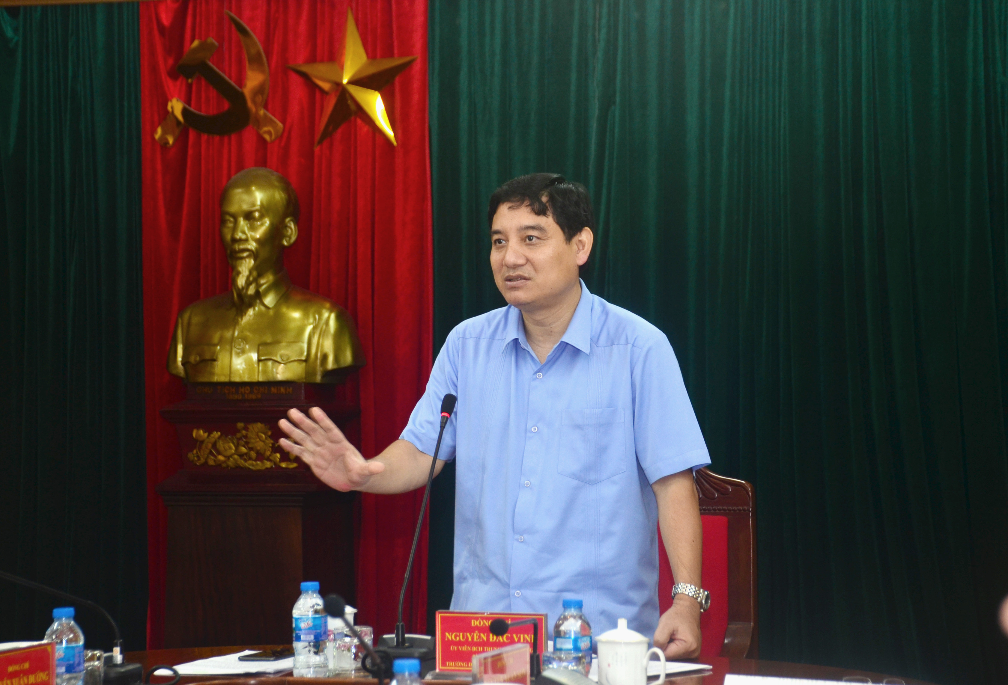 Bí thư Tỉnh ủy Nguyễn Đắc Vinh kết luận nội dung về Nghị quyết số 27. Ảnh: Thành Duy