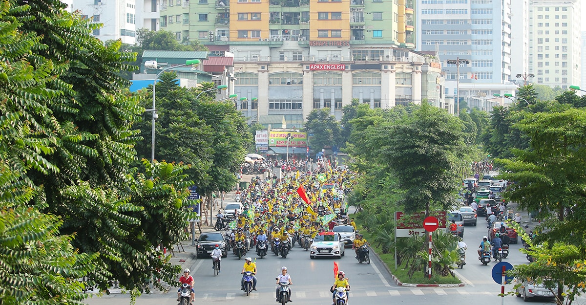 Những hình ảnh ấn tượng nhưng không hiếm diễn ra khi SLNA thi đấu tại Hà Nội. Ảnh: Nguyễn Thắng